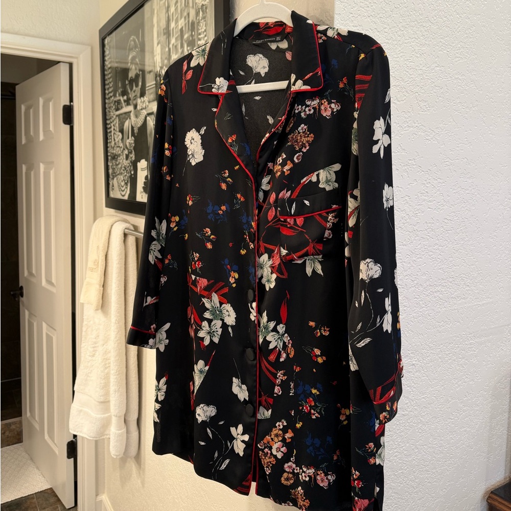 Zara Dress/Blouse/Shirt Top with Floral Design